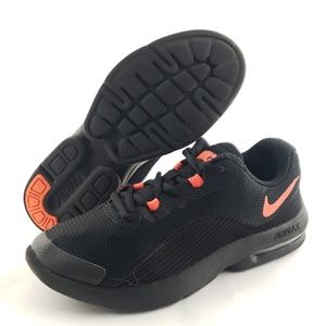 Nike Air Max Advantage 2 Sz 3.5Y Wo's5.5